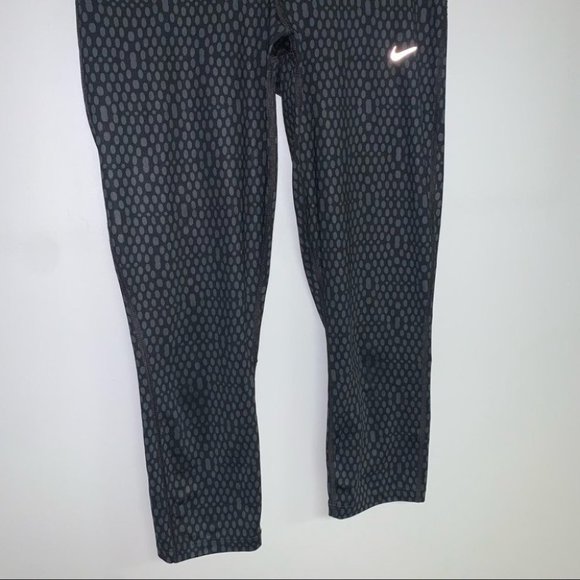 Nike Relay ‎ Leggings Run Fast Live Fearless Cropped Black Grey Polka Dot Size M - Picture 4 of 10